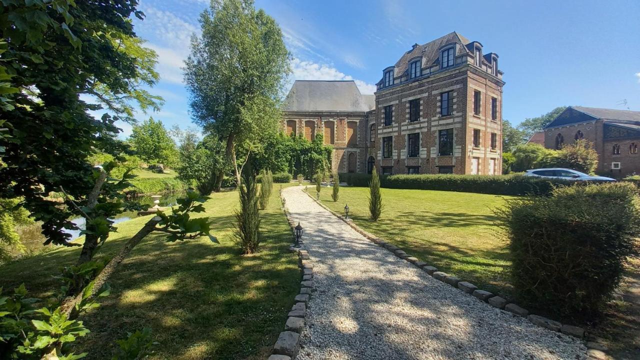 Chateau De Ruesnes Luaran gambar