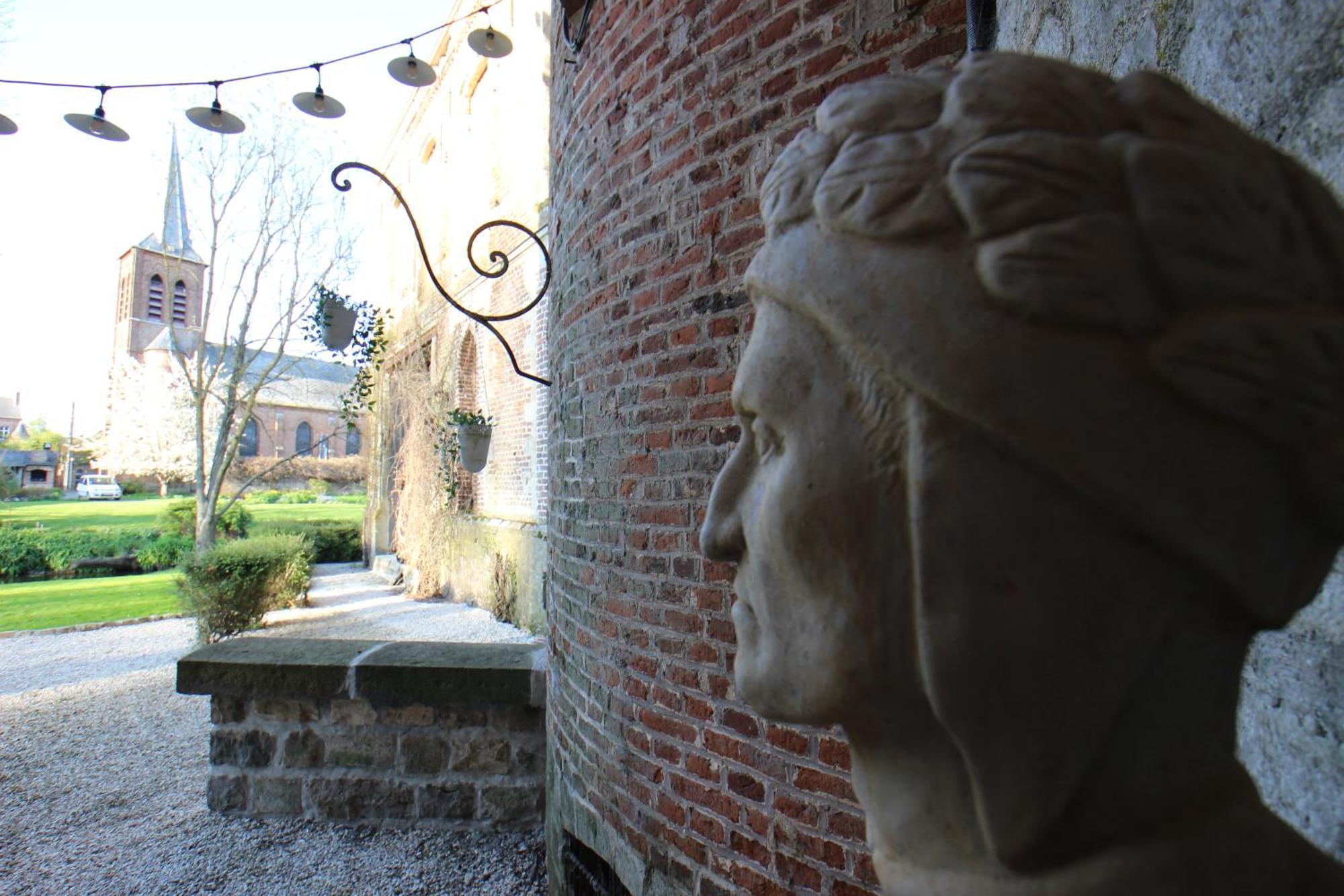 Chateau De Ruesnes Luaran gambar